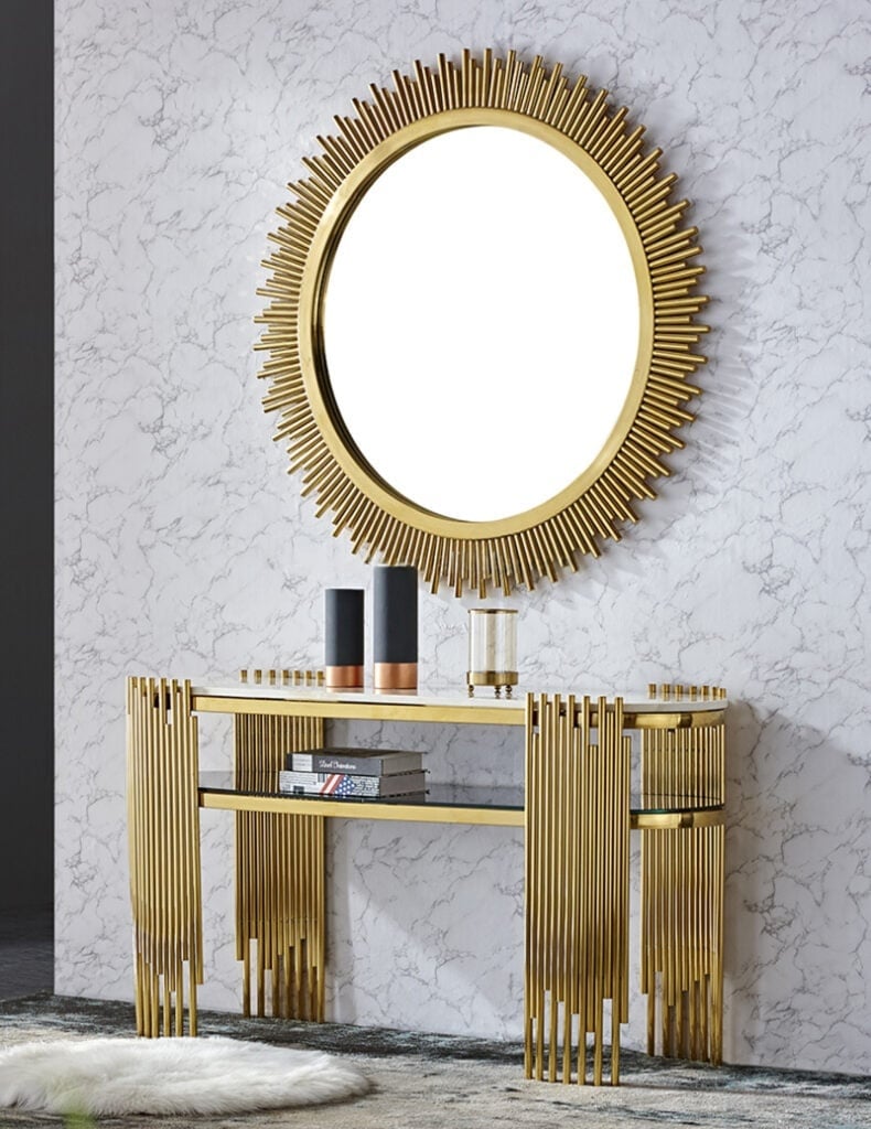Golden console White marble top Golden console White marble top