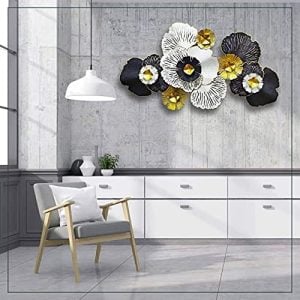 Black and white Roses wall decor