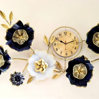 Black and white flower clock
