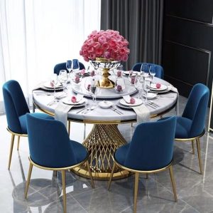 Round shape dining table with chairs