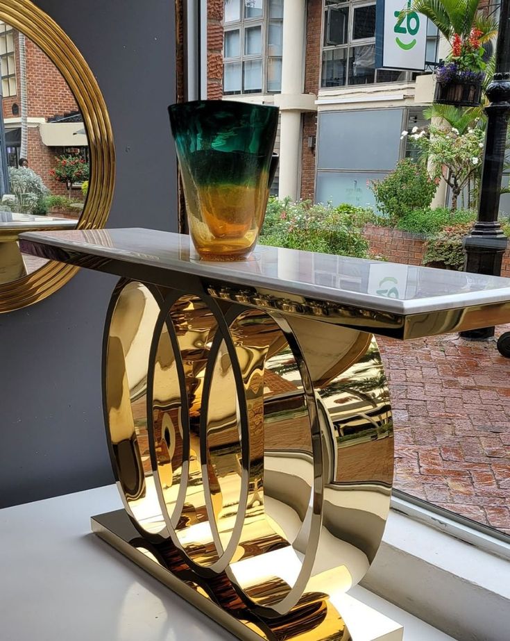 console Table