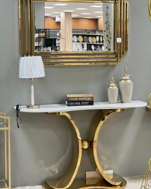 simple console table India