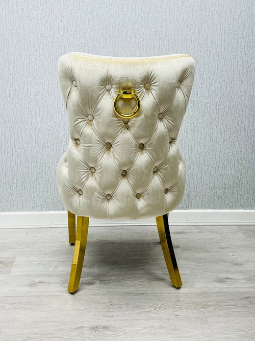 Lion knocker chair