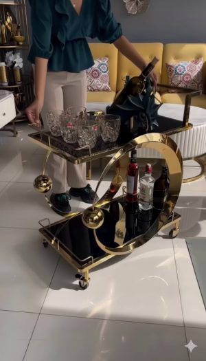 Food serving trolley