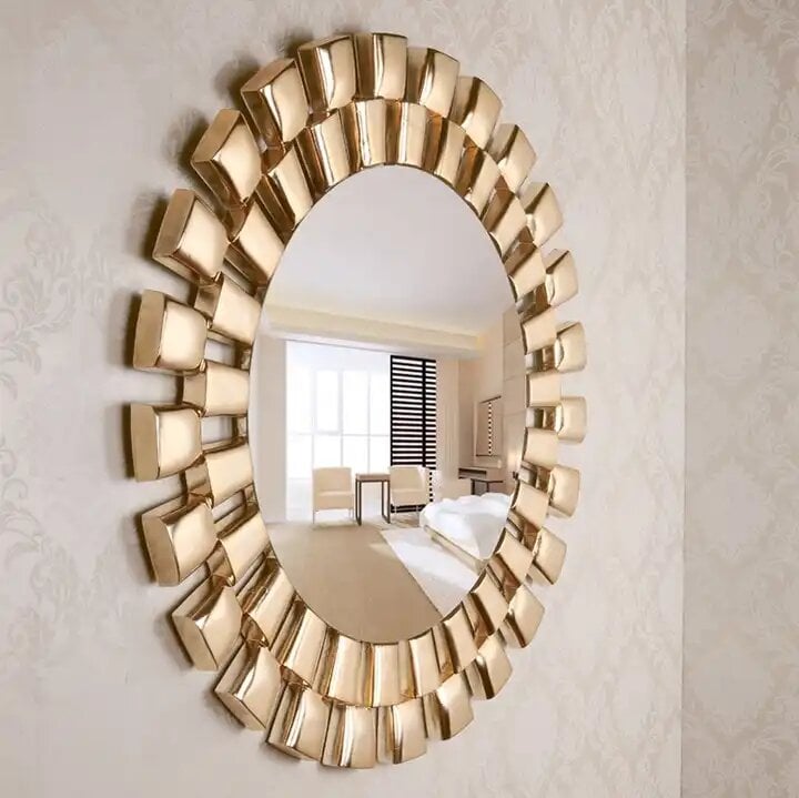 Buying A venetian Mirror